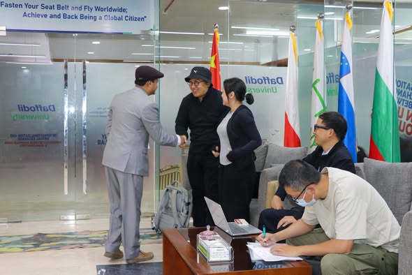 The MoRPH team visited Daffodil International University on 13 August 2025 to ex...